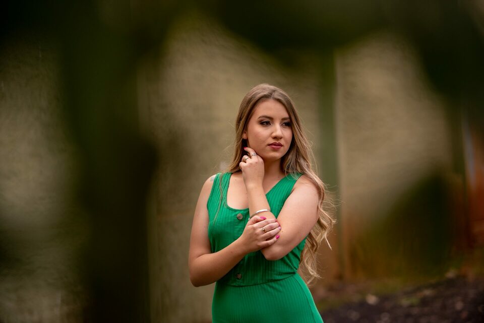 Book Nayara Monteiro 19 anos 